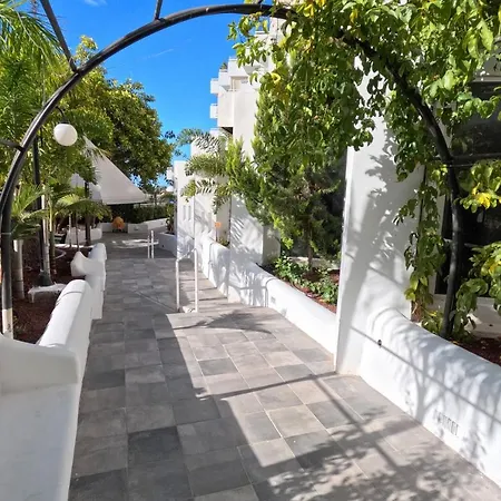 別荘 Amazing Spacious 1 Bedroom Flat With Ocean View, 311, Ponderosa Playa Feñabe